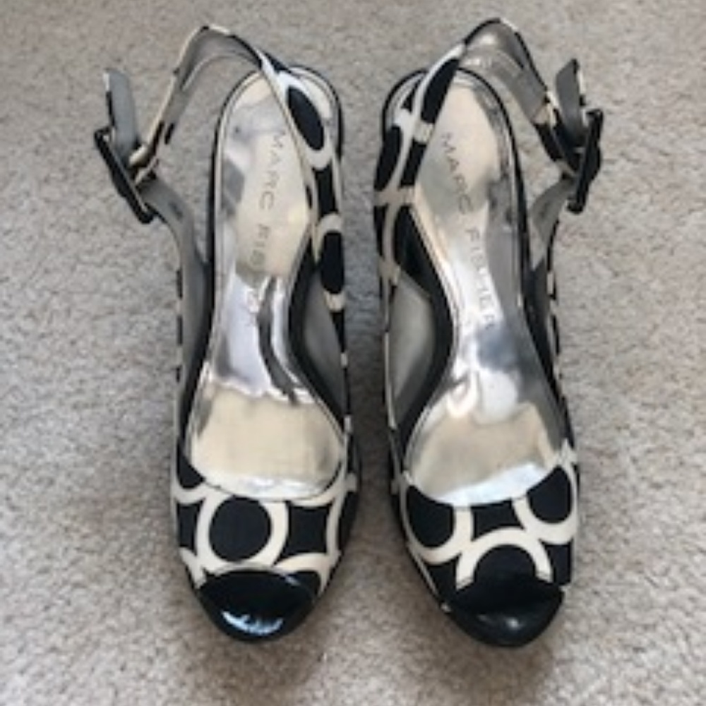 Marc Fisher sling back